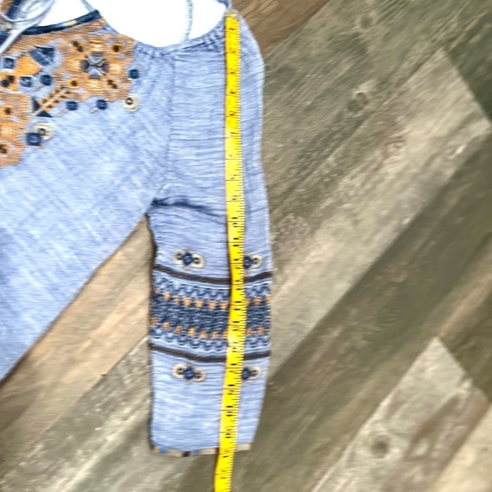 Johnny Was Light Blue Embroidered Peasant Blouse with Gold and Navy Accents - Picture 5 of 9